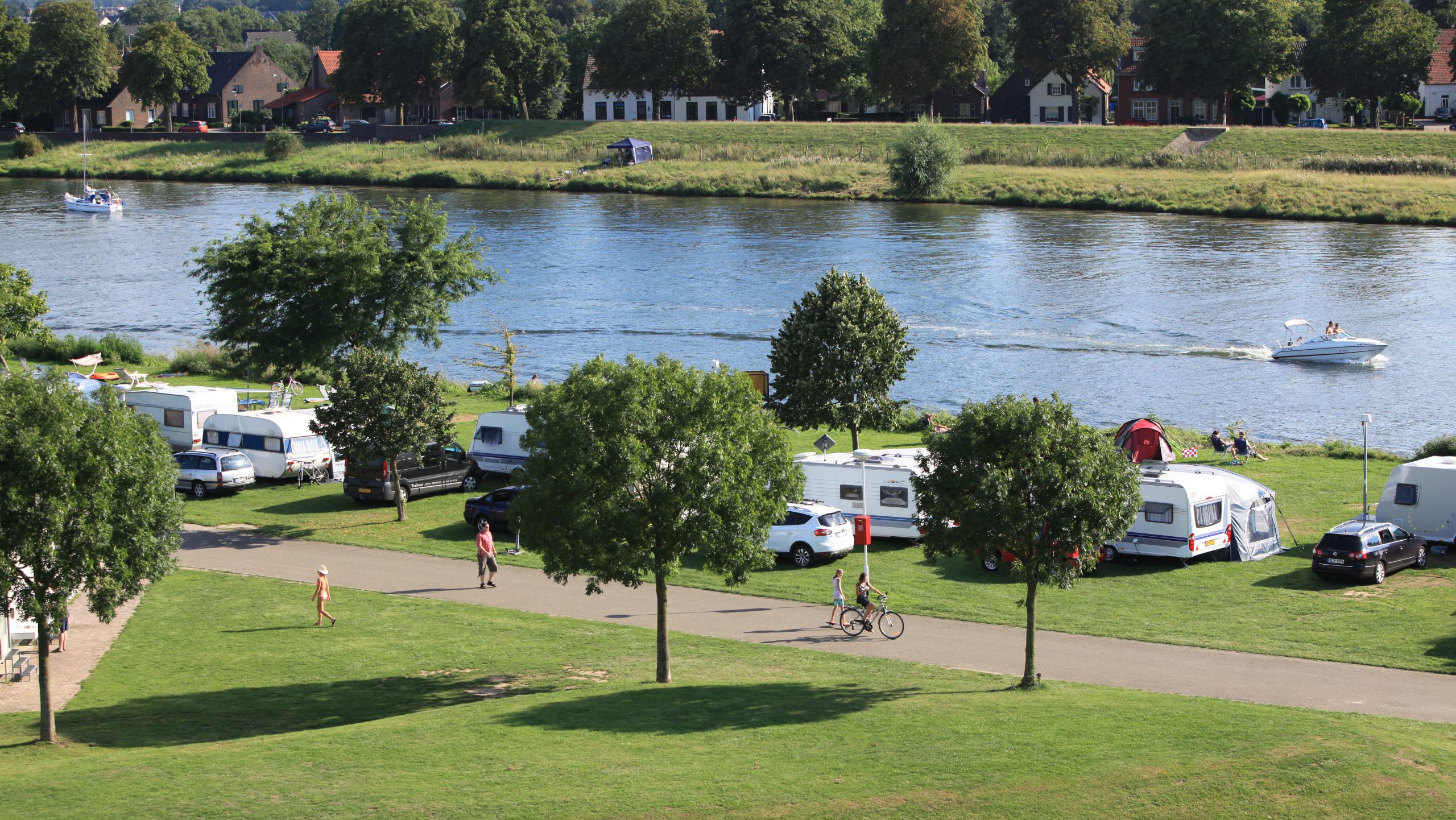 Kom dit voorjaar kamperen in Limburg